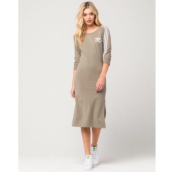 ❎SOLD❎ Adidas Three Stripe Dress - Picture 2 of 7